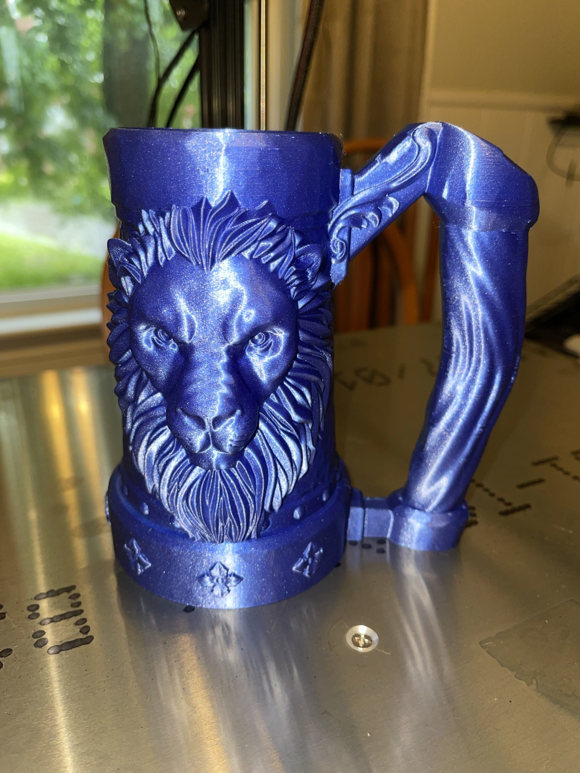 Mythic Mug – Lion’s Brew Can Holder